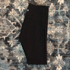 Lululemon wunder under full length size 4